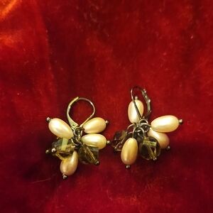 Talbots Dark Gray Tone Cluster Earrings with Cream Pearls and Smoky Beads